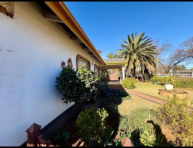 3 BEDROOM HOUSE FOR SALE IN VANDERBIJLPARK CW 5